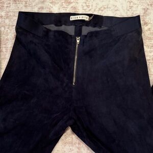 Alice + Olivia Dark Blue Ultra Soft Real Suede Stretch Skinny Pants Size 6